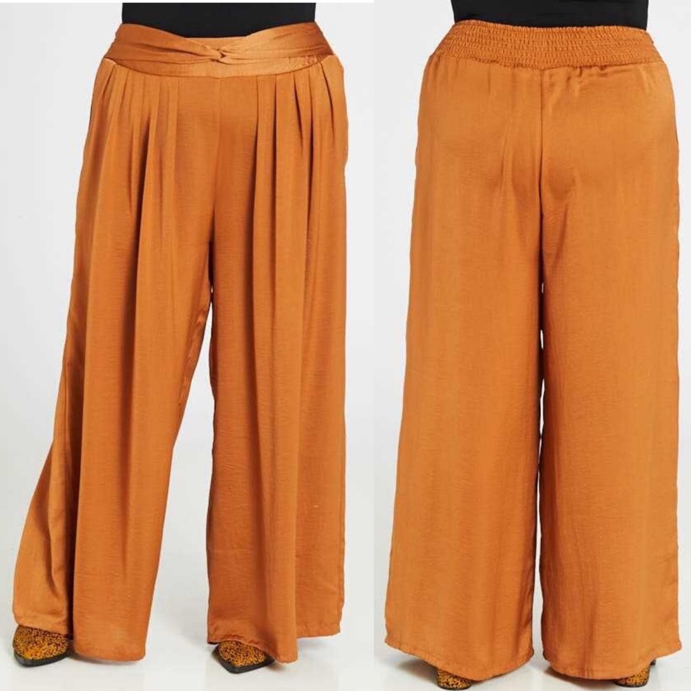 NWOT Altar'd State Wide Leg Pants